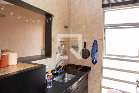 Cozinha  de apartamento para alugar com 2 quartos, 45m² em Vila Aricanduva, São Paulo