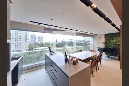 Varanda de apartamento à venda com 3 quartos, 134m² em Vila Anastácio, São Paulo