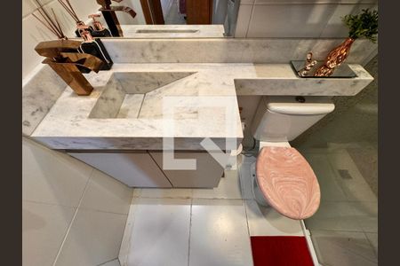 Apartamento à venda com 88m², 2 quartos e 1 vaga Apartamento à venda com 88m², 2 quartos e 1 vagaBanheiro