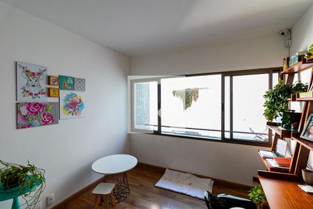 Quarto de apartamento à venda com 3 quartos, 180m² em Santa Lúcia, Belo Horizonte