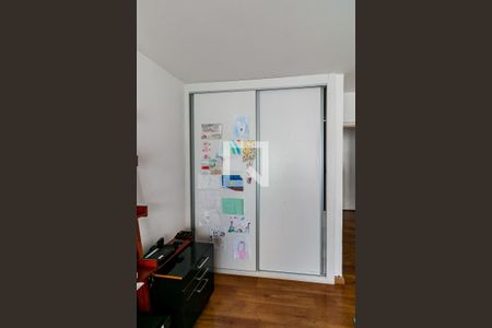 Quarto de apartamento à venda com 3 quartos, 180m² em Santa Lúcia, Belo Horizonte