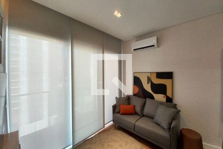 Sala  de apartamento para alugar com 1 quarto, 38m² em Cambuí, Campinas