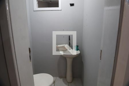 Lavabo de casa de condomínio à venda com 2 quartos, 104m² em Rio Branco, Canoas