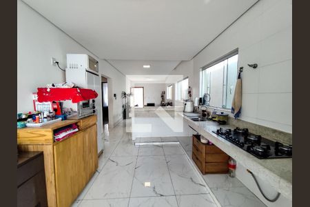 Cozinha de casa à venda com 3 quartos, 170m² em Renascença, Belo Horizonte