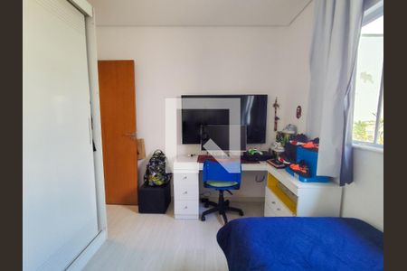 Quarto 2 de casa à venda com 3 quartos, 170m² em Renascença, Belo Horizonte