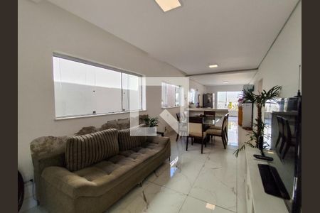 Sala de casa à venda com 3 quartos, 170m² em Renascença, Belo Horizonte