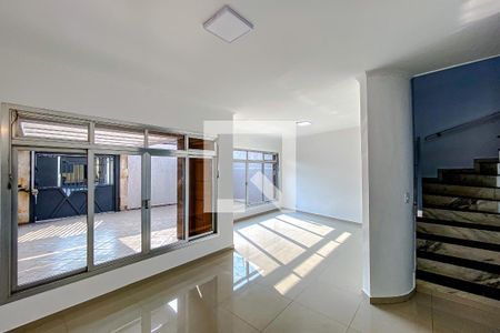 Sala de casa para alugar com 3 quartos, 250m² em Vila Formosa, São Paulo