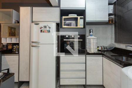 Cozinha de apartamento à venda com 1 quarto, 40m² em Auxiliadora, Porto Alegre