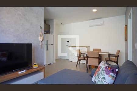 Sala de apartamento para alugar com 2 quartos, 85m² em Lagoa da Conceição, Florianópolis