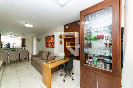 Sala de apartamento à venda com 3 quartos, 70m² em Jardim America, Belo Horizonte