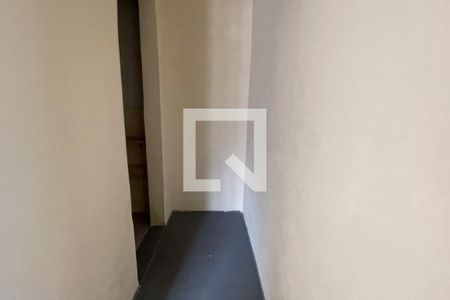 Corredor de casa para alugar com 1 quarto, 100m² em Vila Leopoldina, Duque de Caxias