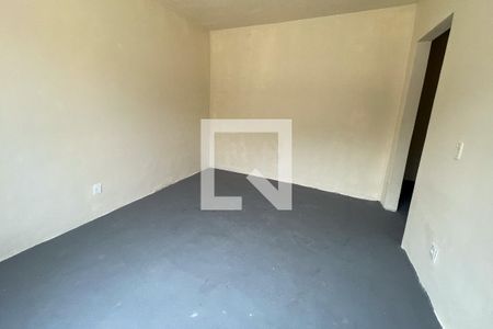 Quarto de casa para alugar com 1 quarto, 100m² em Vila Leopoldina, Duque de Caxias