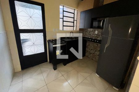 Cozinha de casa para alugar com 1 quarto, 50m² em Vila Leopoldina, Duque de Caxias