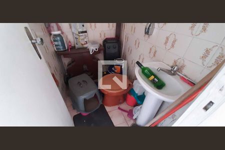 Apartamento à venda com 110m², 3 quartos e 1 vaga Apartamento à venda com 110m², 3 quartos e 1 vagaBanheiro da Área de Serviço