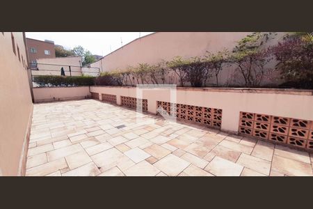 Apartamento à venda com 110m², 3 quartos e 1 vaga Apartamento à venda com 110m², 3 quartos e 1 vagaPiscinas