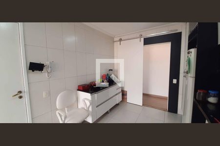 Apartamento à venda com 110m², 3 quartos e 1 vaga Apartamento à venda com 110m², 3 quartos e 1 vagaCozinha