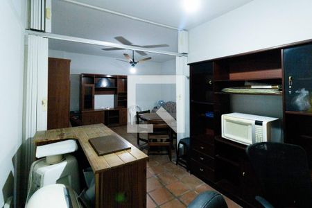 Sala de apartamento para alugar com 3 quartos, 67m² em Jardim Santa Maria, Guarujá