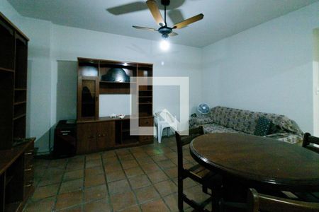 Sala de apartamento para alugar com 3 quartos, 67m² em Jardim Santa Maria, Guarujá