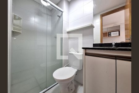 Banheiro de apartamento para alugar com 1 quarto, 28m² em Luz, São Paulo