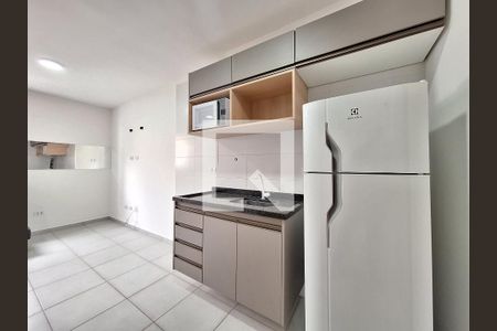 Cozinha de apartamento para alugar com 1 quarto, 28m² em Luz, São Paulo