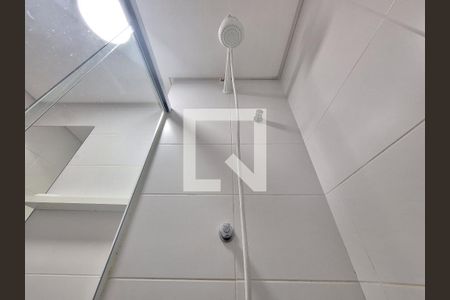 Banheiro  de apartamento para alugar com 1 quarto, 28m² em Luz, São Paulo