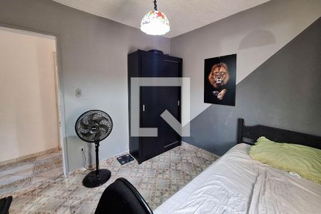 Casa à venda com 470m², 5 quartos e 4 vagas Casa à venda com 470m², 5 quartos e 4 vagasQuarto 2