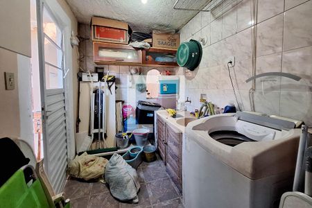 Casa à venda com 470m², 5 quartos e 4 vagas Casa à venda com 470m², 5 quartos e 4 vagasÁrea de Serviço