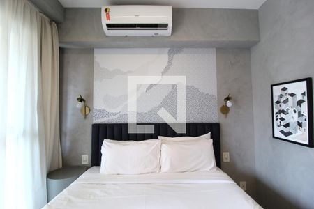 Sala/Quarto de kitnet/studio à venda com 1 quarto, 28m² em Indianópolis, São Paulo