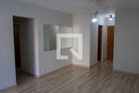 SALA de apartamento para alugar com 3 quartos, 70m² em Cambuí, Campinas