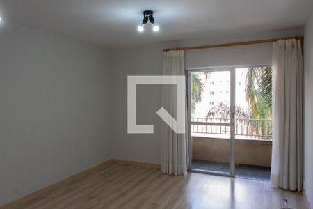 SALA de apartamento para alugar com 3 quartos, 70m² em Cambuí, Campinas