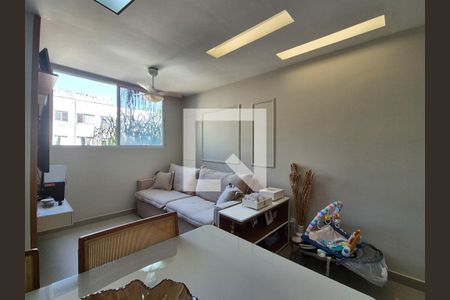 Sala de apartamento para alugar com 3 quartos, 60m² em Vargem Pequena, Rio de Janeiro