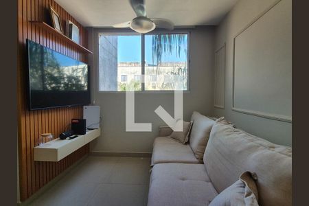 Sala de apartamento para alugar com 3 quartos, 60m² em Vargem Pequena, Rio de Janeiro