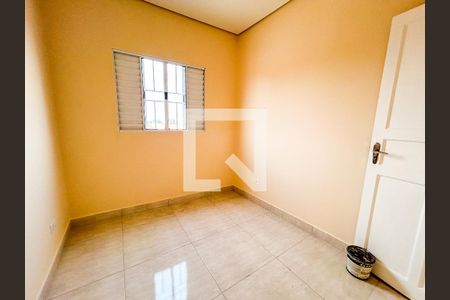 Quarto 1 de casa para alugar com 2 quartos, 74m² em Vila da Paz, São Paulo