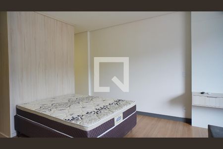 Sala - quarto de apartamento para alugar com 1 quarto, 55m² em Saco dos Limões, Florianópolis