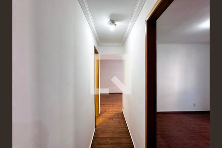 Corredor Quartos de apartamento para alugar com 2 quartos, 54m² em Vila Prel, São Paulo