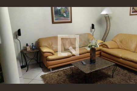 Casa à venda com 3 quartos, 500m² em Sarandi, Porto Alegre