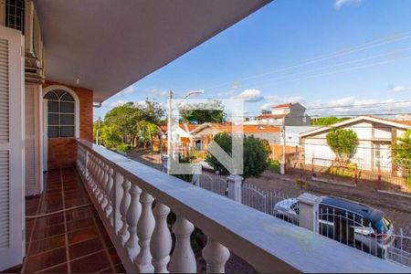 Casa à venda com 4 quartos, 293m² em Jardim Itu, Porto Alegre