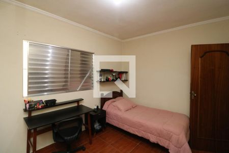 Quarto 2 de casa à venda com 4 quartos, 120m² em Vila Antonieta, São Paulo