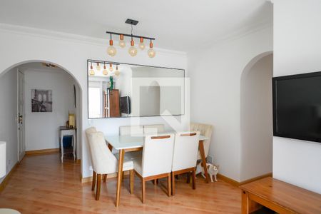 Sala de apartamento para alugar com 3 quartos, 76m² em Vila Gumercindo, São Paulo