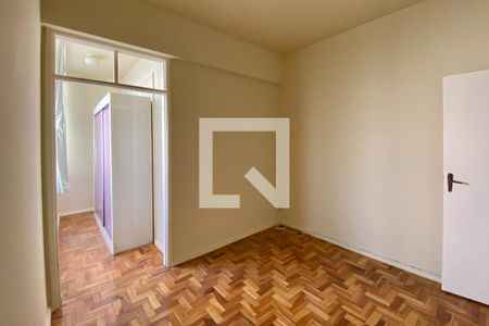 Quarto 1 de apartamento para alugar com 2 quartos, 73m² em Botafogo, Rio de Janeiro