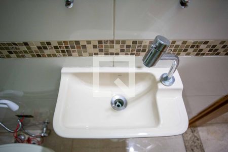 lavabo de casa à venda com 3 quartos, 150m² em Piraporinha, Diadema