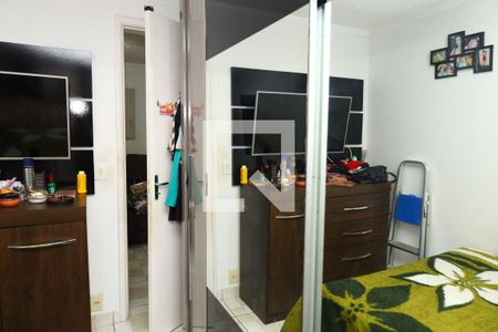 Quarto 1 de apartamento à venda com 2 quartos, 49m² em Vila Carmosina, São Paulo