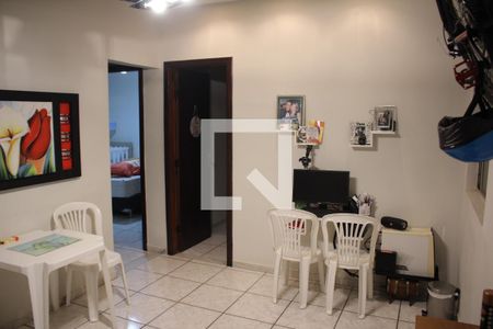 Sala de apartamento para alugar com 2 quartos, 54m² em Jardim Riacho das Pedras, Contagem