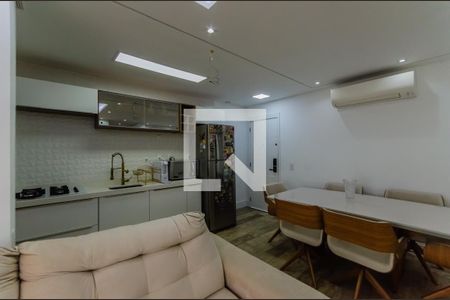 Sala/Cozinha de apartamento para alugar com 2 quartos, 68m² em Cambuci, São Paulo