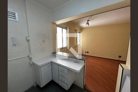 Cozinha de apartamento à venda com 1 quarto, 42m² em Pompeia, São Paulo