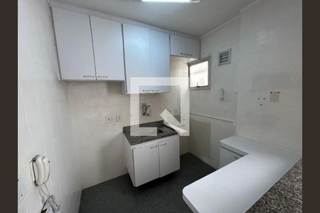 Cozinha de apartamento à venda com 1 quarto, 42m² em Pompeia, São Paulo