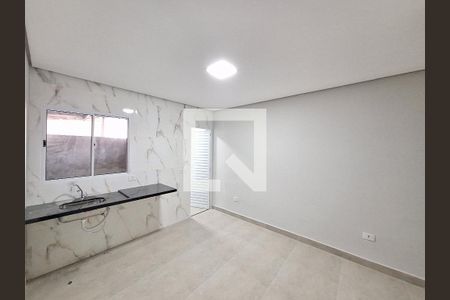 Quarto/Cozinha  de kitnet/studio para alugar com 1 quarto, 18m² em Vila Romana, São Paulo