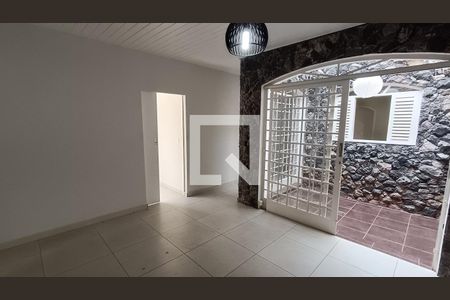 Sala de casa para alugar com 2 quartos, 228m² em Parque Campolim, Sorocaba