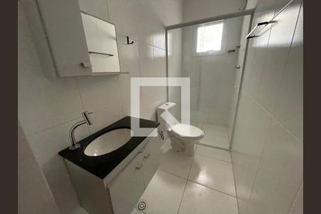 Banheiro da Suíte de casa para alugar com 3 quartos, 135m² em Jardim Semiramis, Cotia