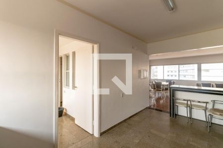 Cozinha de apartamento à venda com 3 quartos, 150m² em Moema, São Paulo